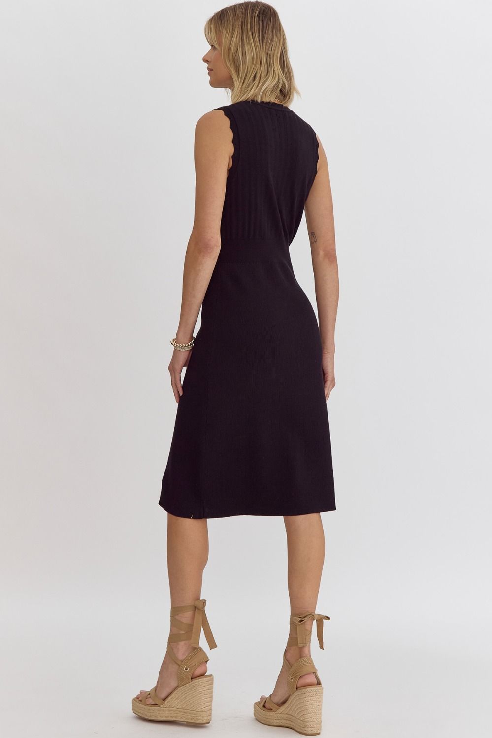 Hollie Ribbed Midi Dress (Black)